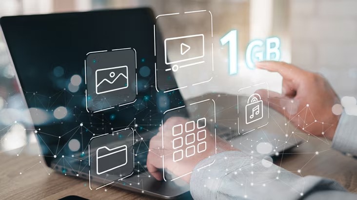 Die Dateibox, eine Speicherfunktion für die Registrierung von Inhalten oder die Installation von Apps, ist über LG ConnectedCare (DMS-Lizenz) zugänglich. Sie bietet bis zu 1 GB Speicher, wie in diesem Bild dargestellt.