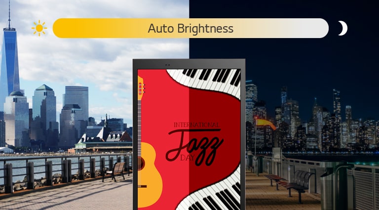 The XE3C screen can adjust its brightness automatically according to the ambient light.