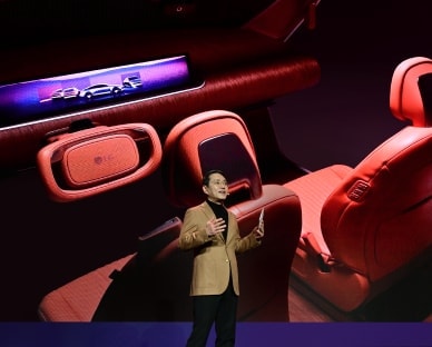 vs-hq-events-ces2025-pressconference-picker-02-image