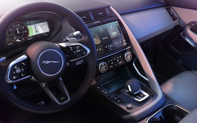 LG and Jaguar Land Rover Collaboration Recognized by Europe’s AUTOBEST Award
