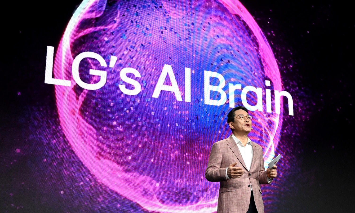 LG Presents Vision to ‘Reinvent Your Future’ with AI-Powered Innovations at LG World Premiere