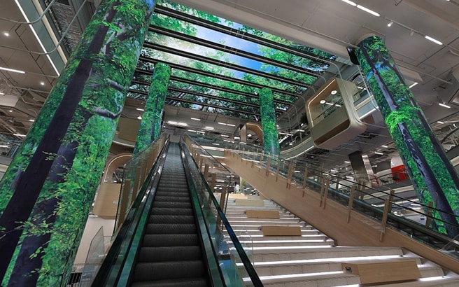 Stepping Into the Future at Asia’s Innovative Tech Hub