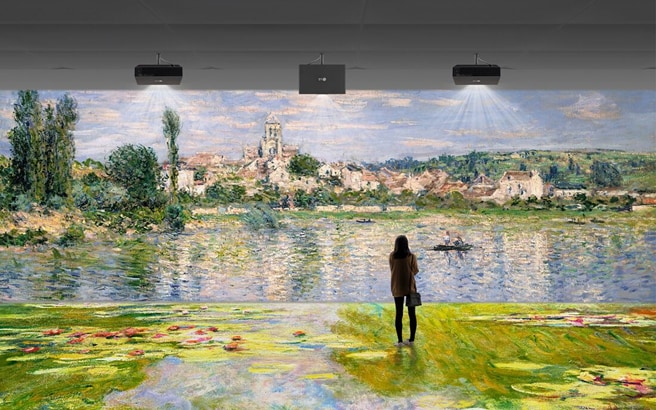 LG’s First Digital Signage Projector Delivers Immersive Viewing Experiences