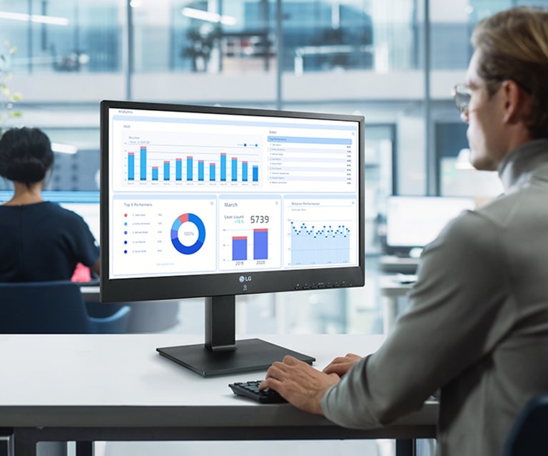 The 24CR661W with dual-band RFID is a versatile solution for various workplaces where security matters, like hospitals, offices, and factories.