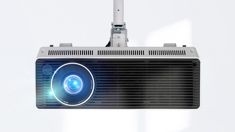 5,000 ANSI Lumens : Boost Power of Presentation.