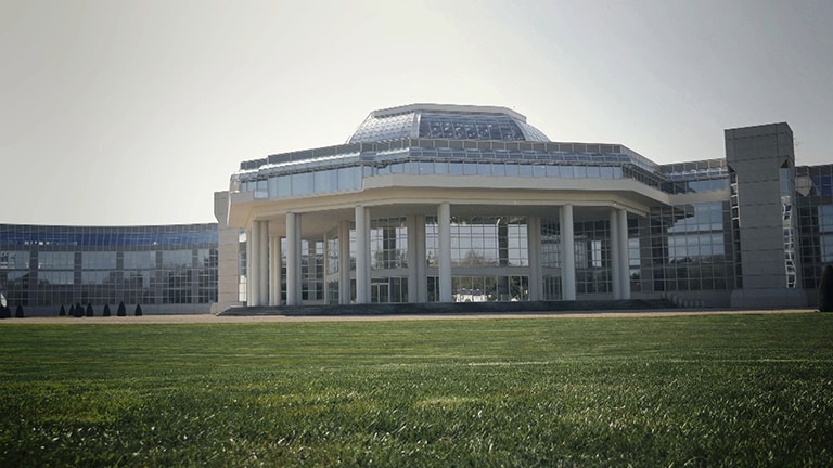 LG VRF Multi V Water Case Study Office Solution_France "Bouygues"