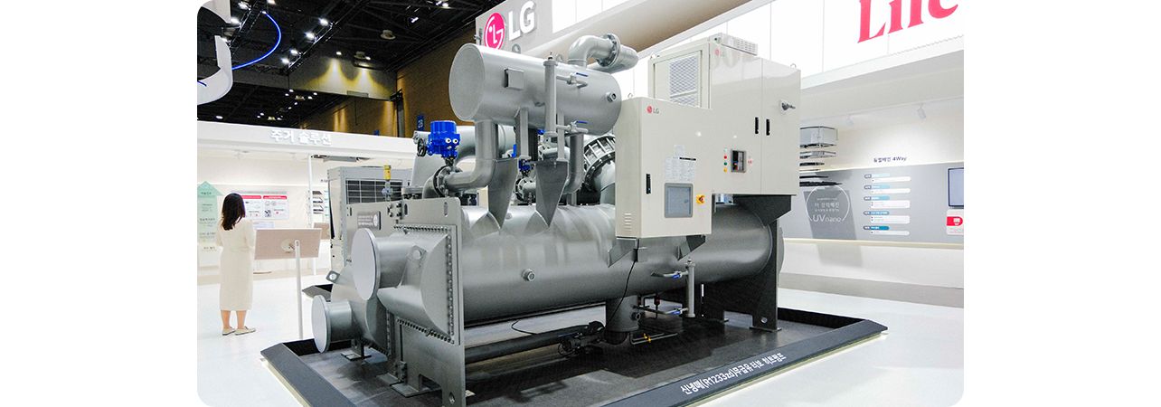 LG HVAC innovations at HARFKO, WCE, IFA 2024: new Inverter Scroll Chiller, AI Multi V i, sustainable heat pump technologies.