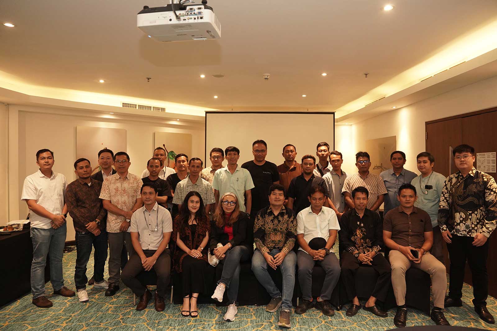 LG Adakan Seminar Owner, Developer dan Konsultan di Bali