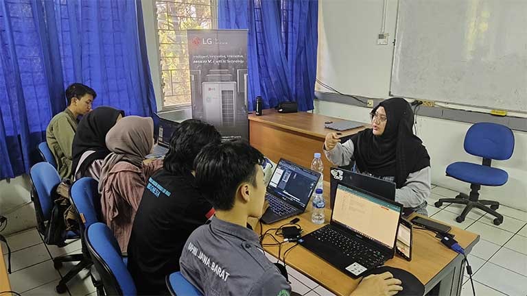LG SAC Edu Care Kerjasama dengan Politeknik Negeri Bandung