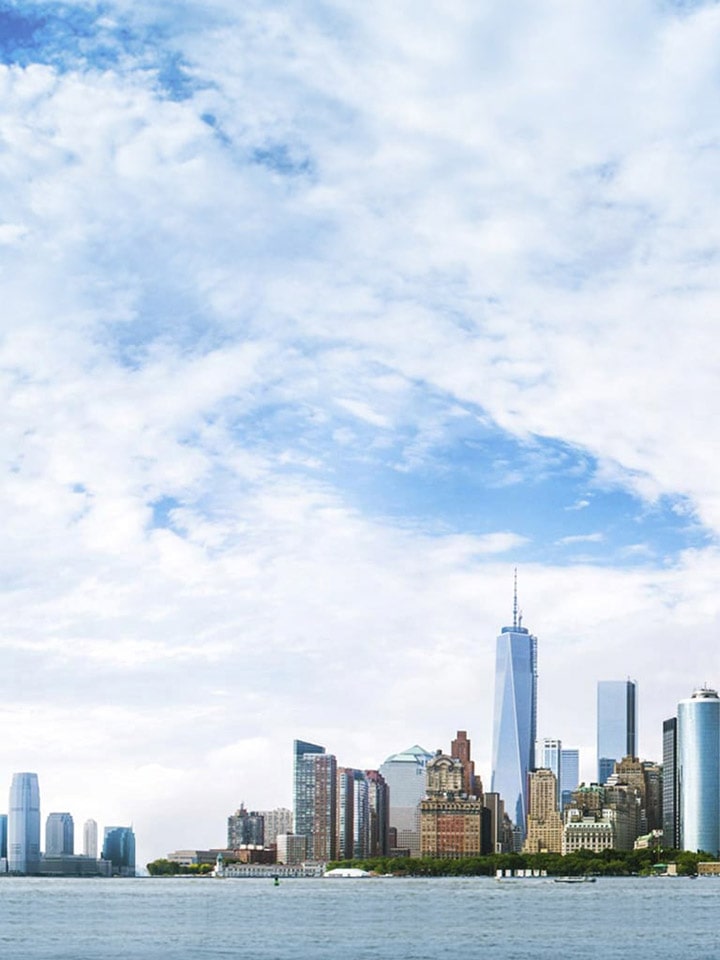 LG system air conditioner promotes high-efficiency HVAC solutions with a skyline background emphasizing advanced VRF technology for buildings