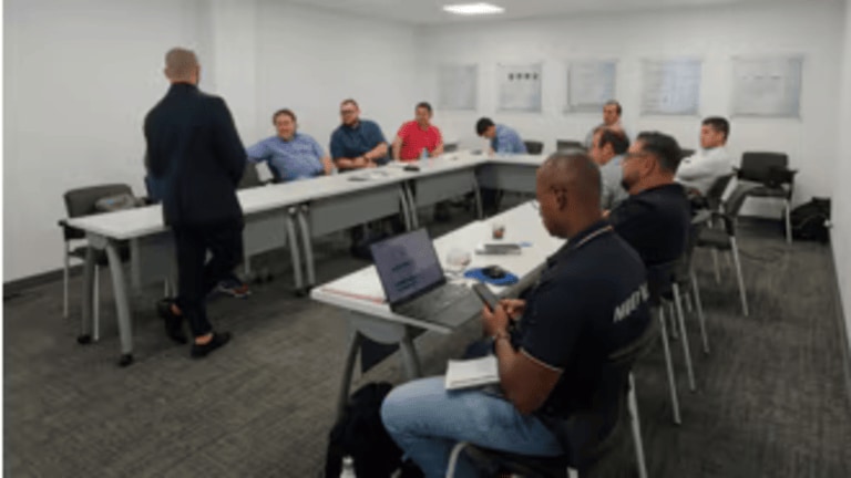 Visita de clientes LG Chile al Nuevo Centro de Negocios LG de Latinoamérica