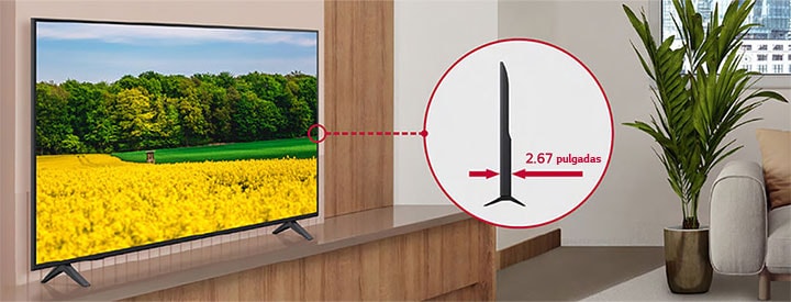 El UK660H se instala perfectamente en la habitación del hotel, y se muestra una vista lateral para resaltar su diseño delgado.