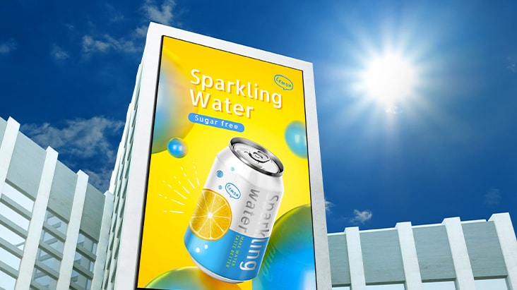 Se ha instalado un LED en la pared exterior del edificio, que transmite el contenido publicitario con una claridad excepcional incluso bajo la intensa luz solar.