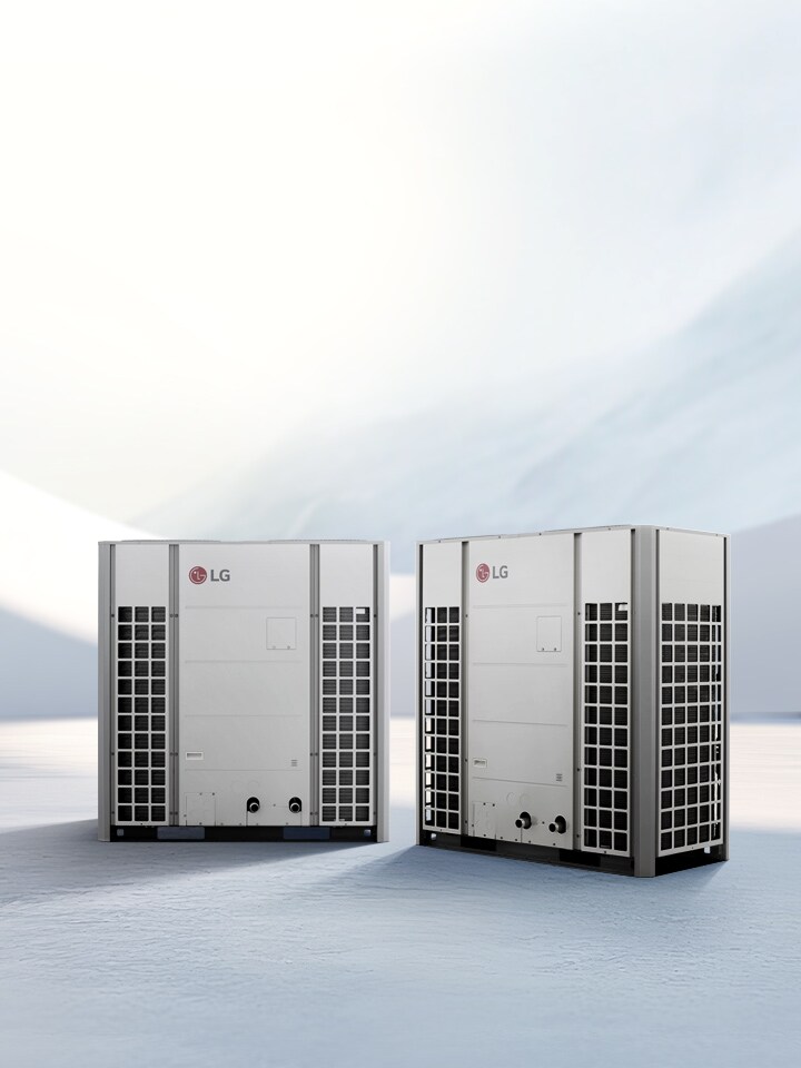 Dwie pompy ciepła LG THERMA V Monobloc 51 kW ustawione obok siebie – jedna widoczna od frontu, druga pod lekkim kątem.