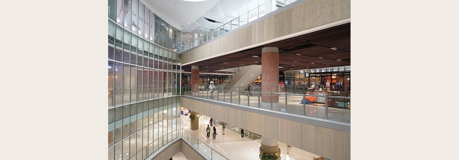 Mall Interior Overview