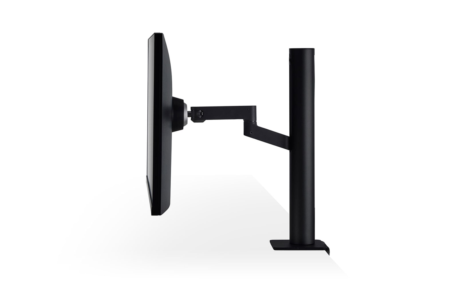 LG 27" QHD Ergo IPS Monitor with USB Type-C™, 27QN880