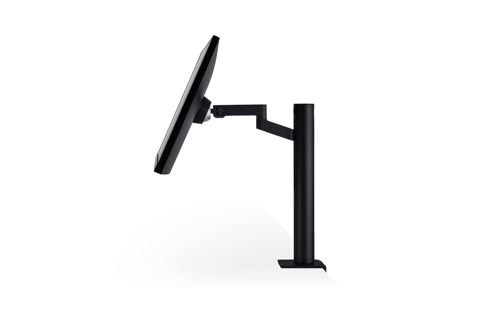 LG 27" QHD Ergo IPS Monitor with USB Type-C™, 27QN880