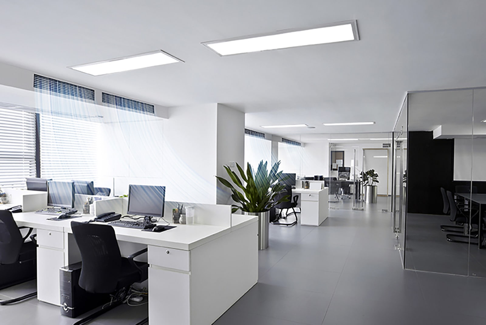 Các giải pháp Điều Hoà Không Khí của LG mang lại một sự kết hợp hoàn hảo giữa hiệu suất và tính thẩm mỹ cho bất cứ văn phòng nào