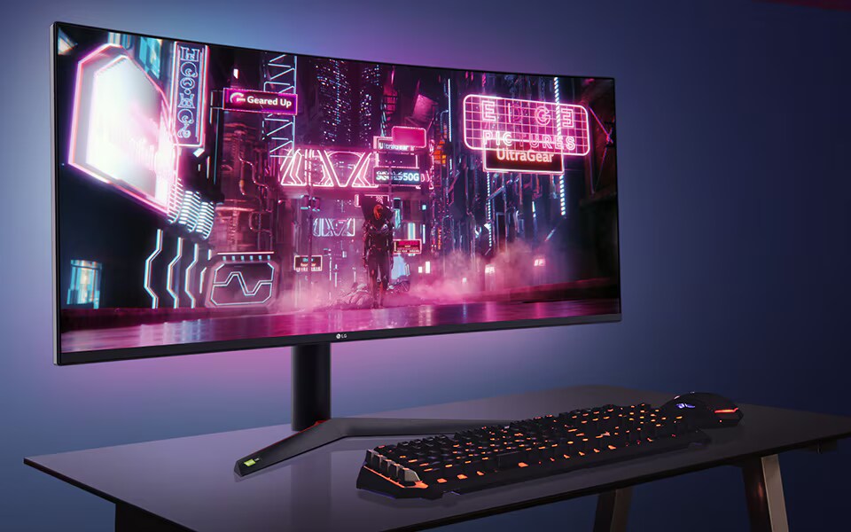 Curved Monitors vs. Flat Monitors LG Australia