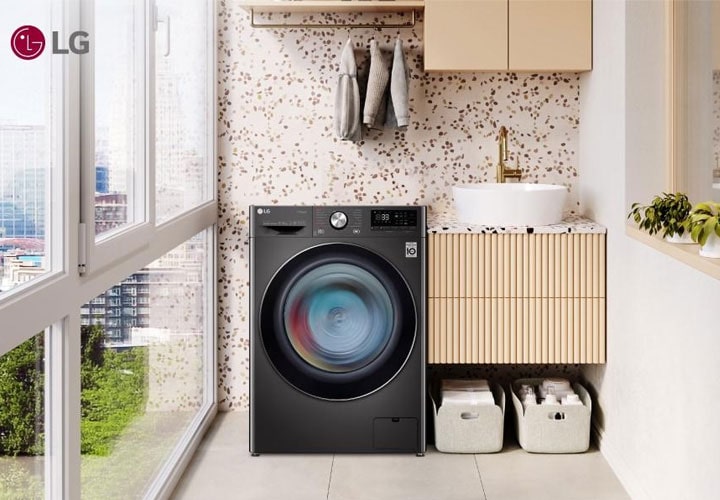 Máquina da lavar LG de abertura frontal em um espaço compacto, ideal para casas pequenas com um tambor de grande capacidade para uma lavagem eficiente.