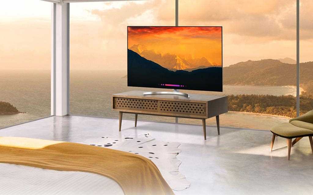 SUPER-UHD-TV-MAG-1.jpg