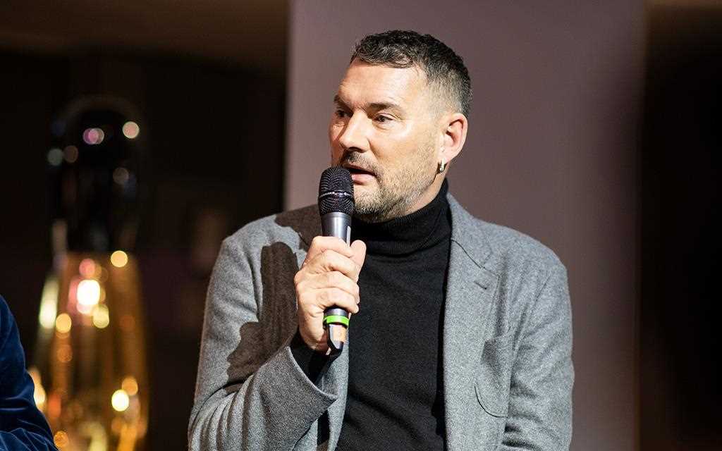Michael Michalsky speaks during an influencer roundtable event at LG SIGNATURE ARTWEEK