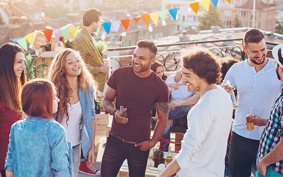 Spring outdoor party with the LG portable speaker