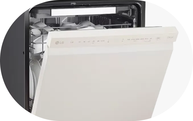 A scene showing the use of the Auto Open Dry feature, with the dishwasher door slightly open after the cycle to allow moisture to escape