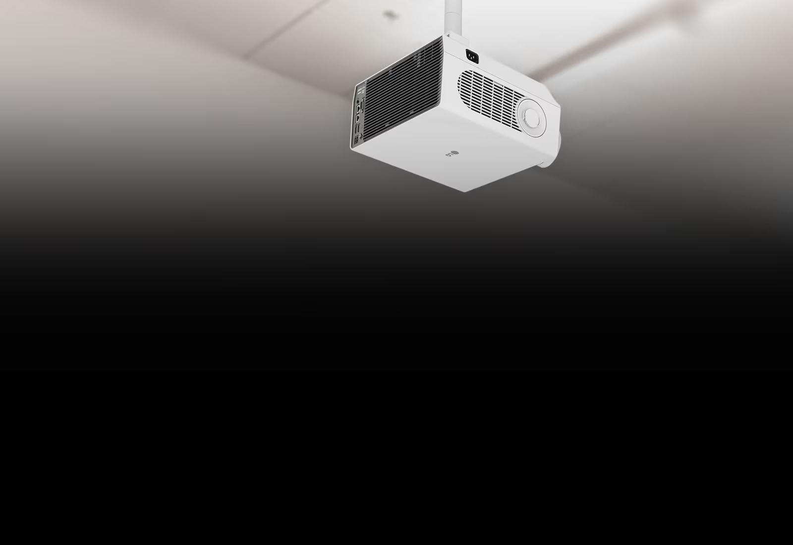 De BU50N is aan het plafond gemonteerd en toont de functies