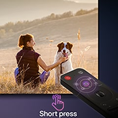 AI Magic Remote của LG đang được sử dụng. Nhấn nút AI trong thời gian ngắn sẽ kích hoạt AI Assistant trên màn hình TV OLED.