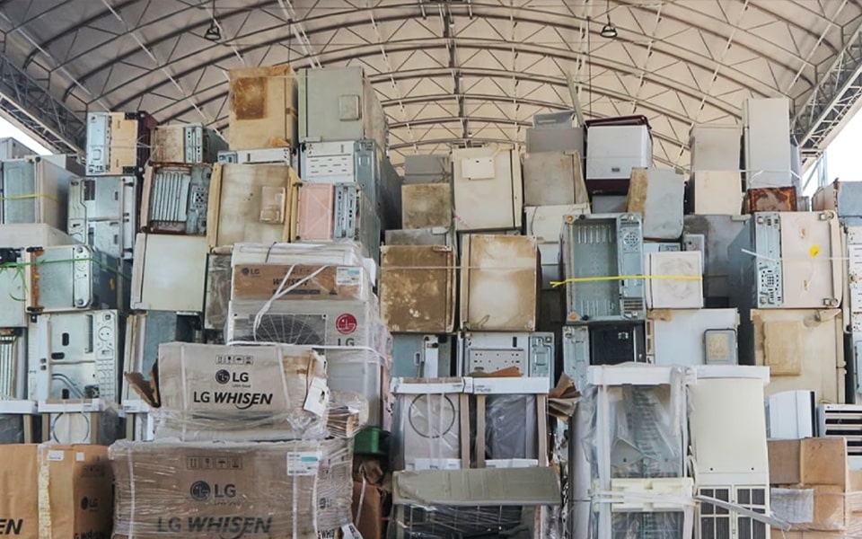 ewaste landfill