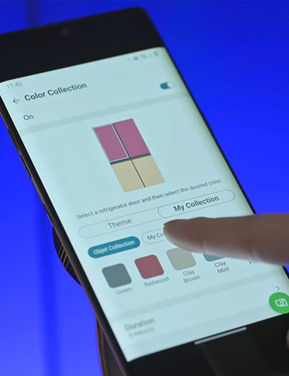 Choosing the colour of a MoodUP LG smart fridge with the LG ThinQ app