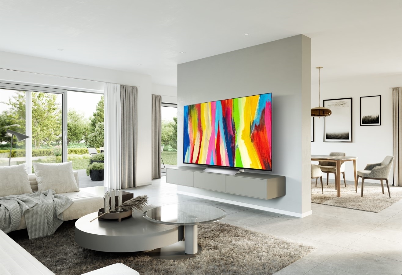 LG OLED C2_Lifestyle.jpg