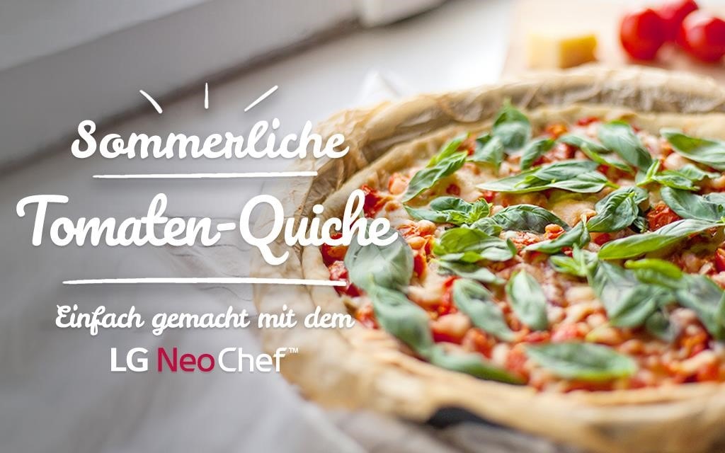 Frontansicht eines sommerlichen Tomaten-Quiches