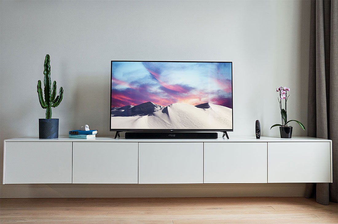 LG HD 4K TV - 65” | Danmark