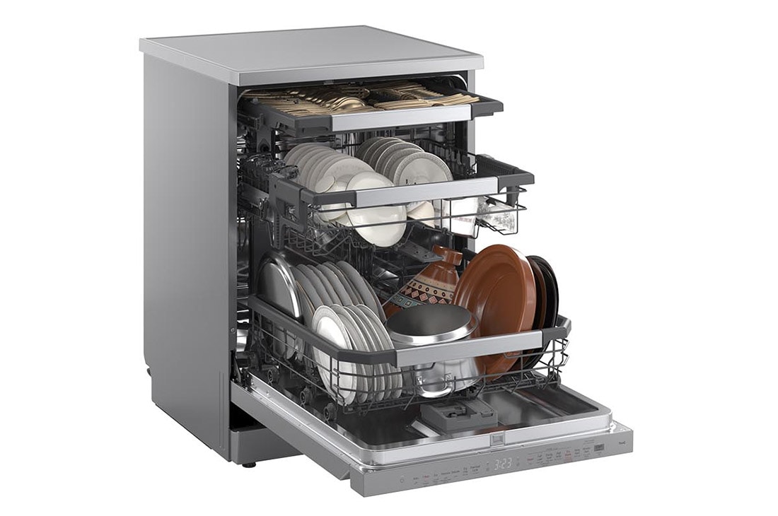 LG Lave-Vaisselle QuadWash™ | 14 Couverts | TrueSteam™ | Inverter Direct Drive™, Vue inclinée du lave-vaisselle LG avec trois clayettes ouvertes entièrement chargées de vaisselle, DFC287HVS, thumbnail 6