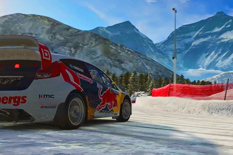 Une expérience de Jeu réaliste avec des Couleurs Pures sur écran Ultra-Large