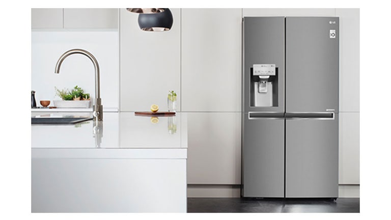 https://www.lg.com/dz/images/microsite/astuces-utiles/refrigerateur-congelateur-no-frost/Lifestyle-American-Style-V-M.jpg