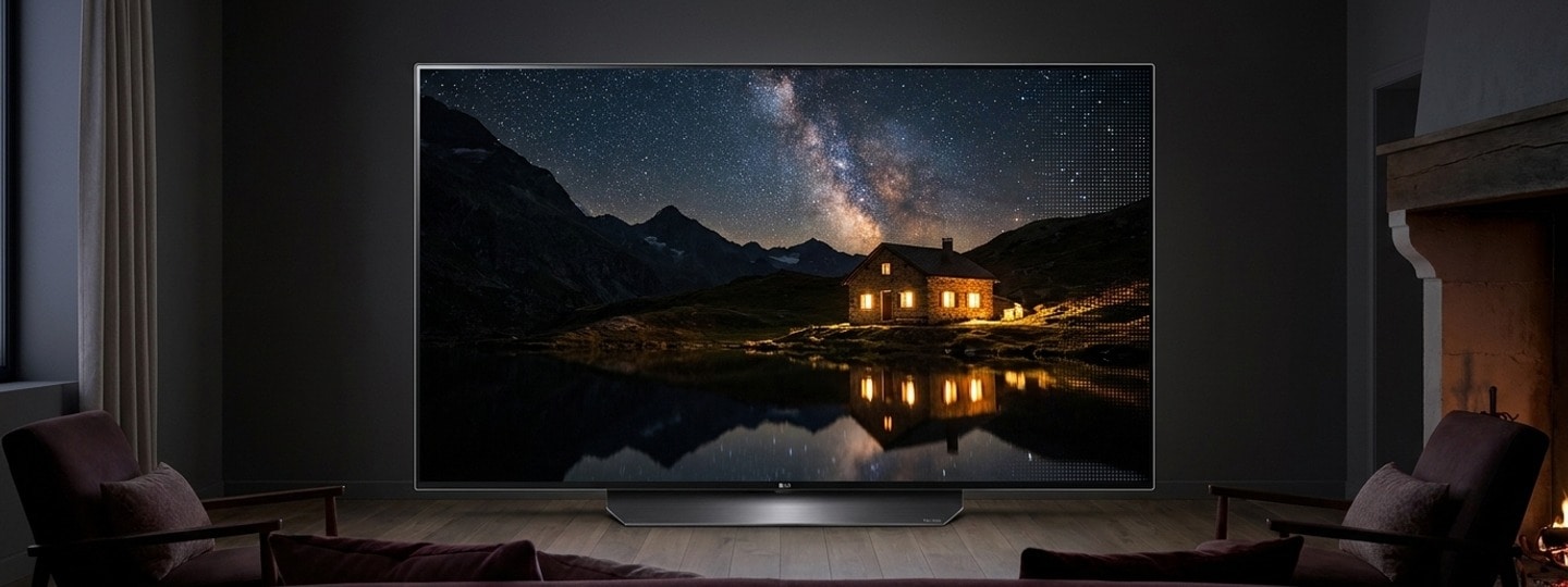 Téléviseur LG OLED affichant une scène sombre aux noirs profonds et aux détails lumineux précis.