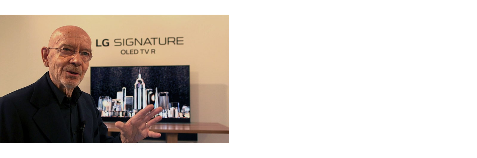 A film of Mario Bellini's interview about design innovation on Rollable TV (play the video)