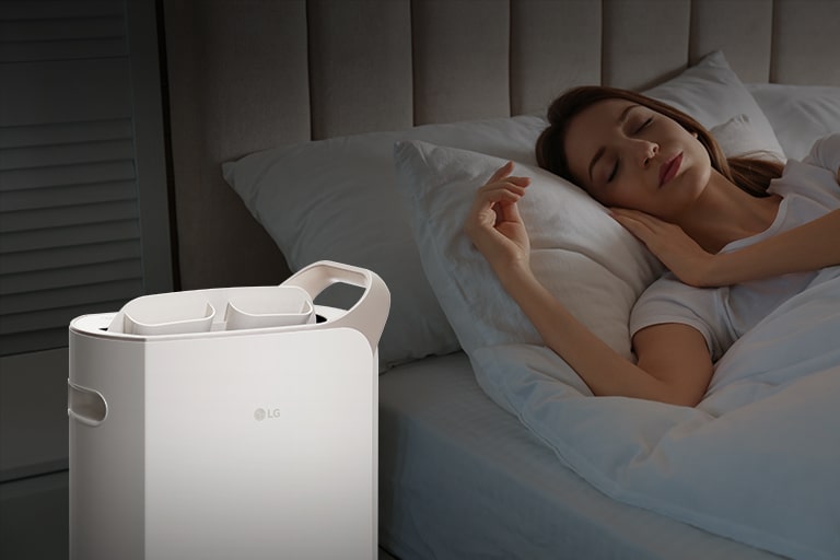 With a noise level of only 33dB, your sleep will not be disturbed even if you operate the product while sleeping.
