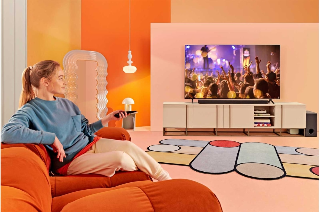 LG QNED | 75 Inch | QNED95 series| WebOS22 | Smart AI ThinQ |  Magic Remote | AI Picture Pro| HDR10 Pro | HLG| AI Picture Pro | AI Sound Pro, Third Life style image, 75QNED956QA, thumbnail 9