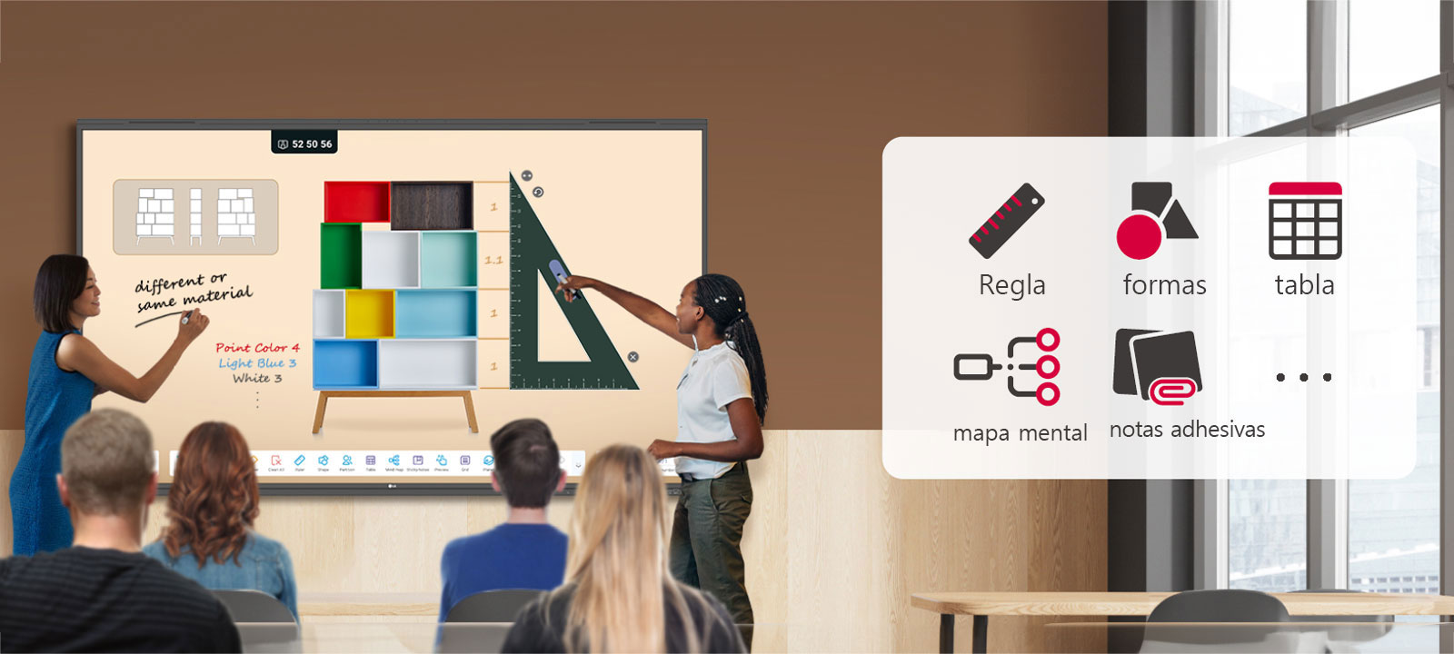 Durante la clase, una persona escribe en la pantalla TR3PN, mientras que otra utiliza una herramienta del menú.