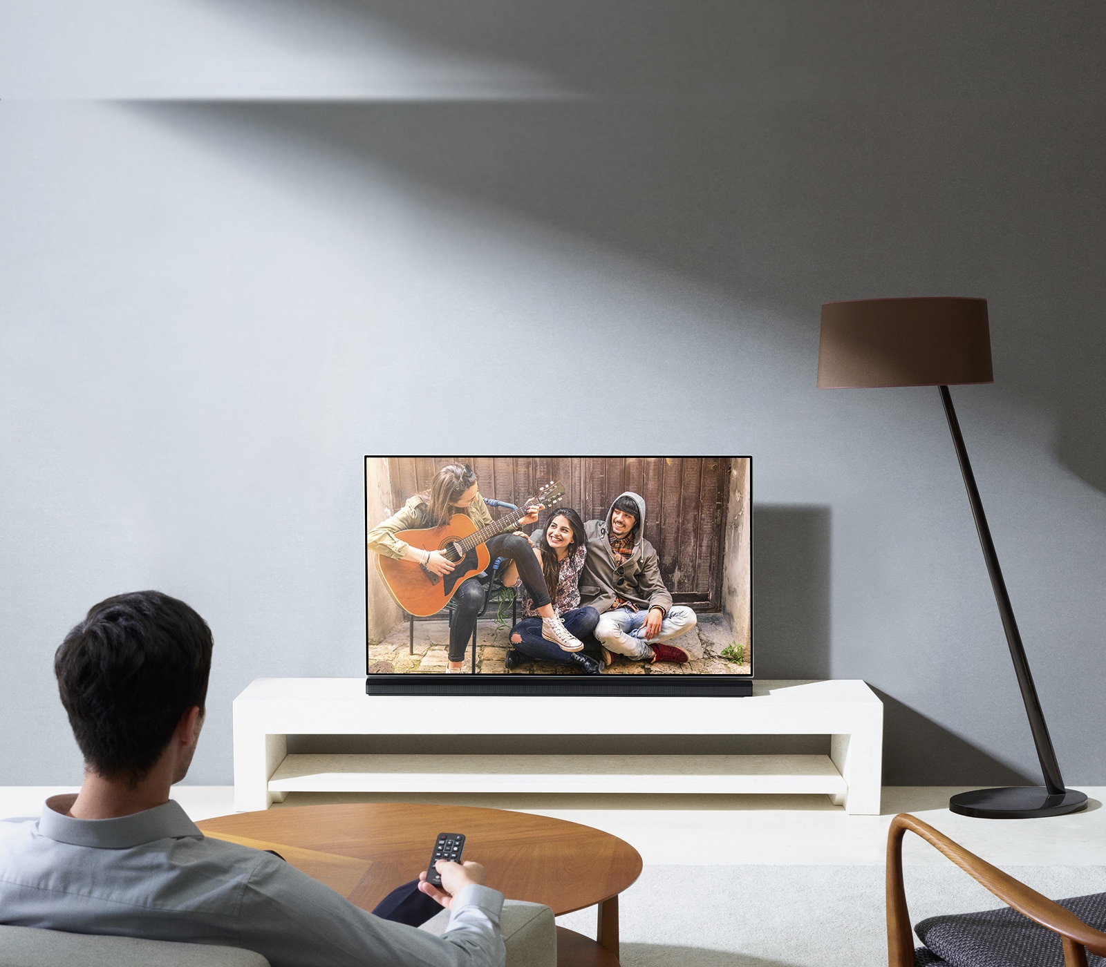 Contrólala con tu control remoto de TV1