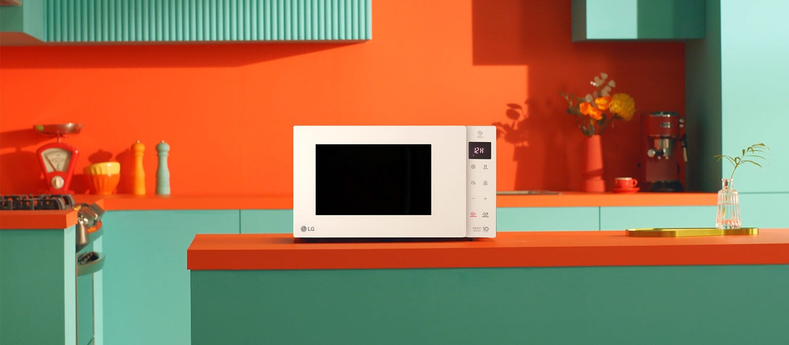 Horno de Microondas LG MS1536GIS 1.5 Pies Cúbicos Negro | Elektra