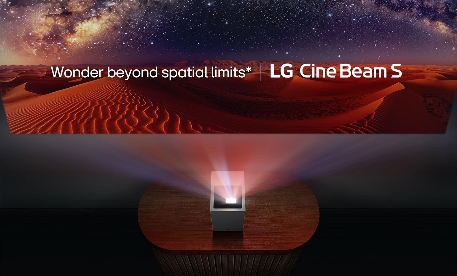 LG CineBeam proyecta una imagen del desierto.