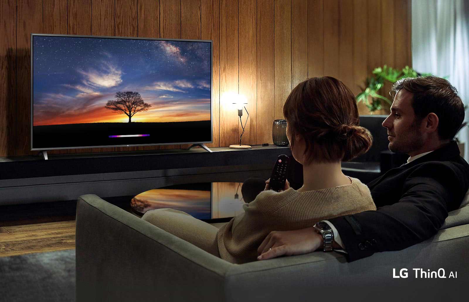 https://www.lg.com/ec/images/TV/features/D01_TV-UHD-65-55-49-43-UM73-01-AI-ThinQ-Desktop_v3.jpg