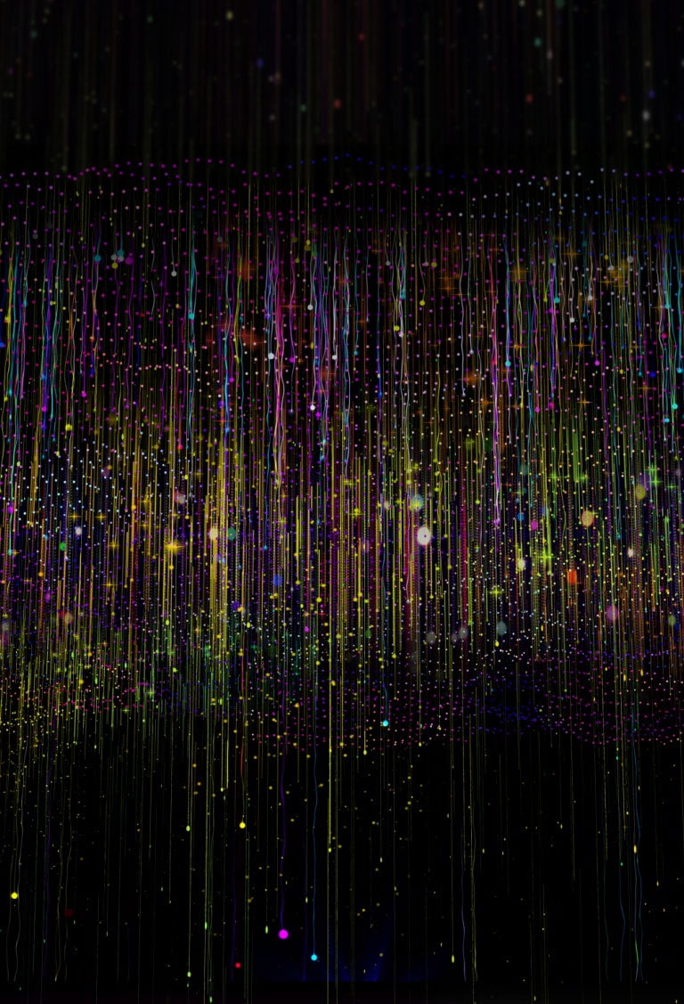 Colores impuros como se ven en televisores convencionales en la parte superior que pasan a través de filtros NanoCell para crear colores puros en la parte inferior. 