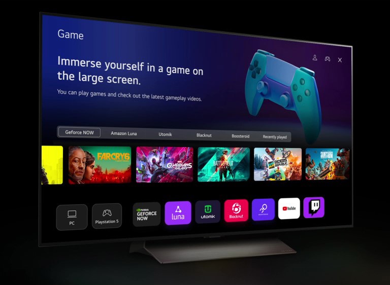 Un televisor LG sobre un fondo negro muestra el menú Quick Card. Un cursor hace clic en el botón "Juego" y aparece la página del juego. En la pantalla aparecen menús, miniaturas de juegos y los siguientes logotipos: Luna, Utomik, Blacknut, Boosteroid, YouTube y Twitch.