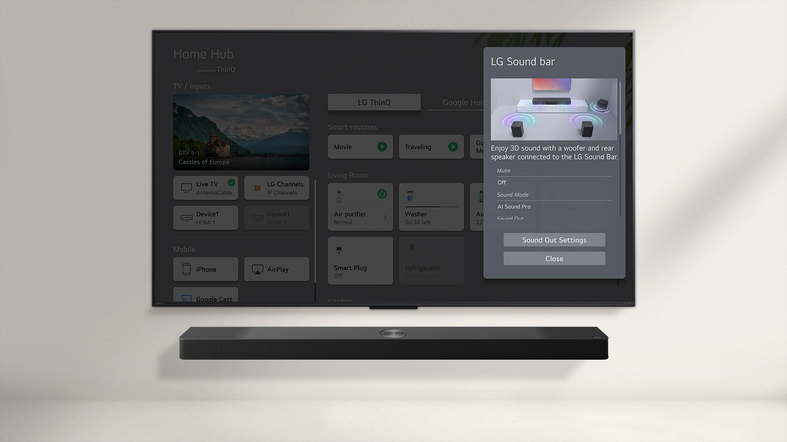 La LG Soundbar está debajo de una LG QNED TV. En la pantalla de la TV se muestra la interfaz de usuario de control de volumen de la Soundbar y la TV.